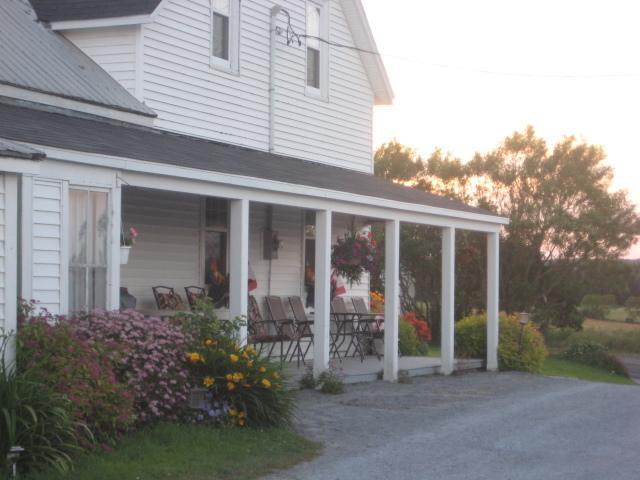 Moore'S Specialties Fundy Bay House Rental Gardner Creek Extérieur photo