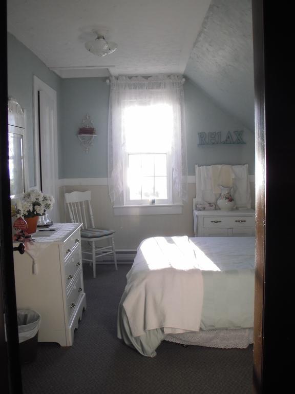 Moore'S Specialties Fundy Bay House Rental Gardner Creek Chambre photo